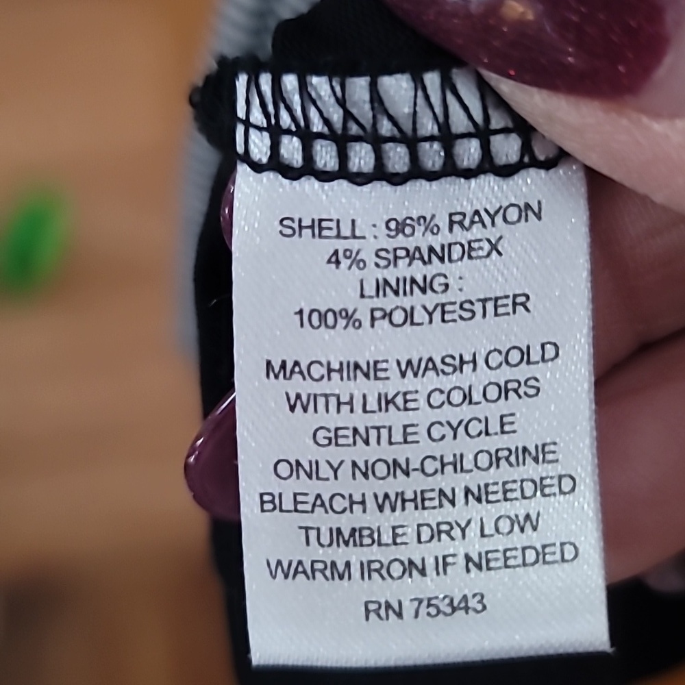 Lucy & Laurel Black and White Striped Bodycon Dress - Picture 9 of 9